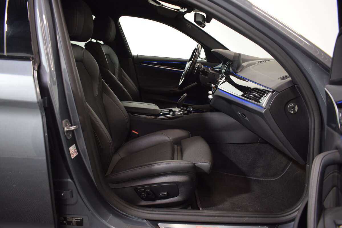 Купить BMW 5 серии 520d xDrive, 2019, 77 620 км, фото №19