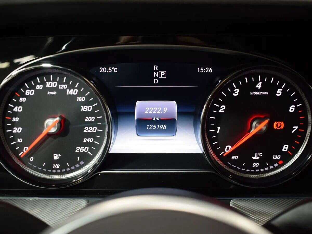 Купить Mercedes-Benz E-Класс 200, 2019, 125 198 км, фото №17