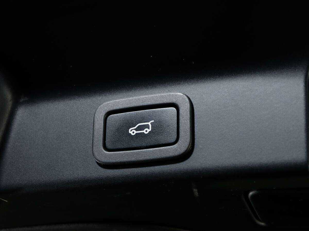 Купить Jaguar F-Pace, 2017, 117 745 км, фото №25