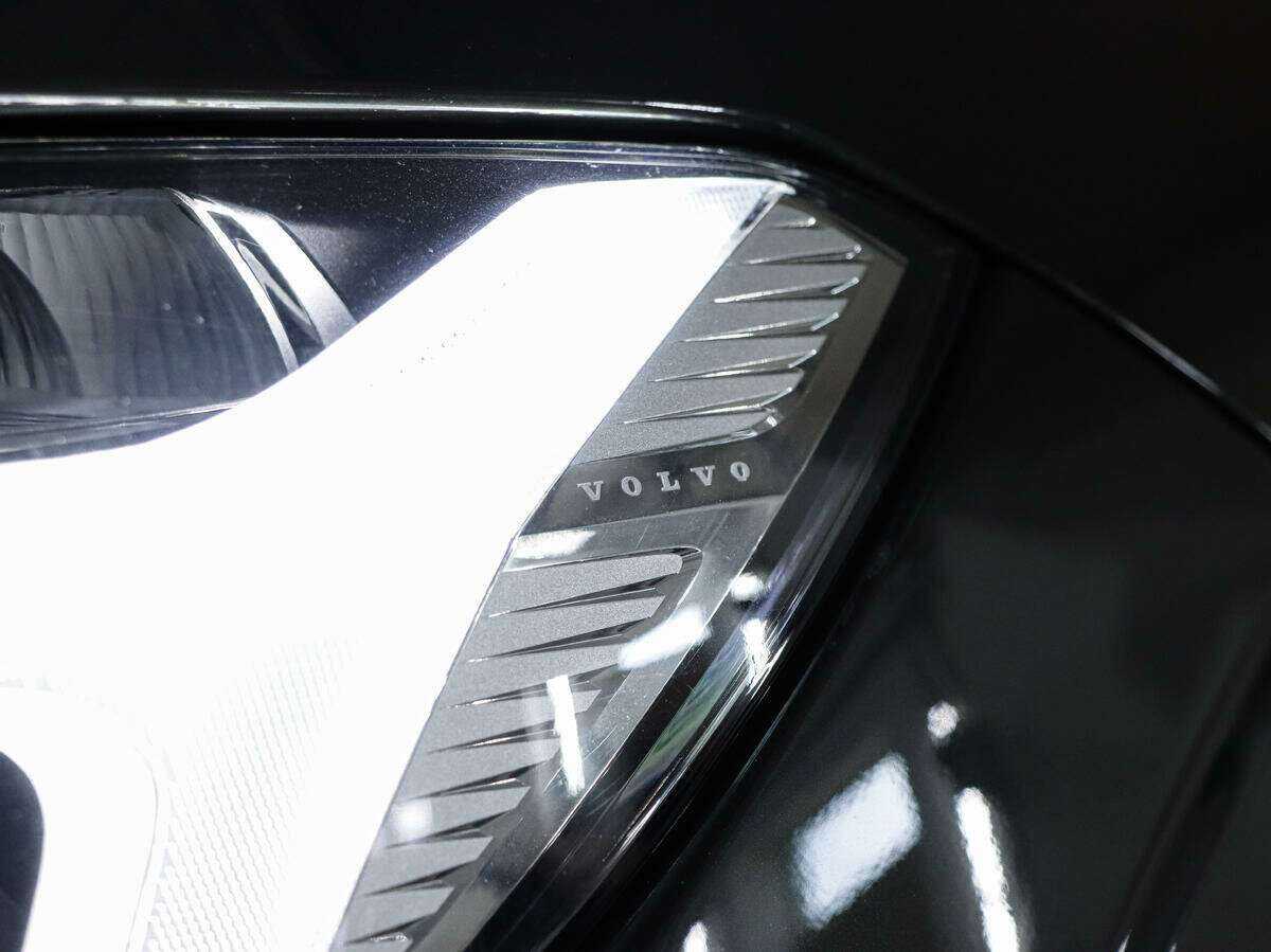 Купить Volvo XC60, 2018, 129 150 км, фото №20