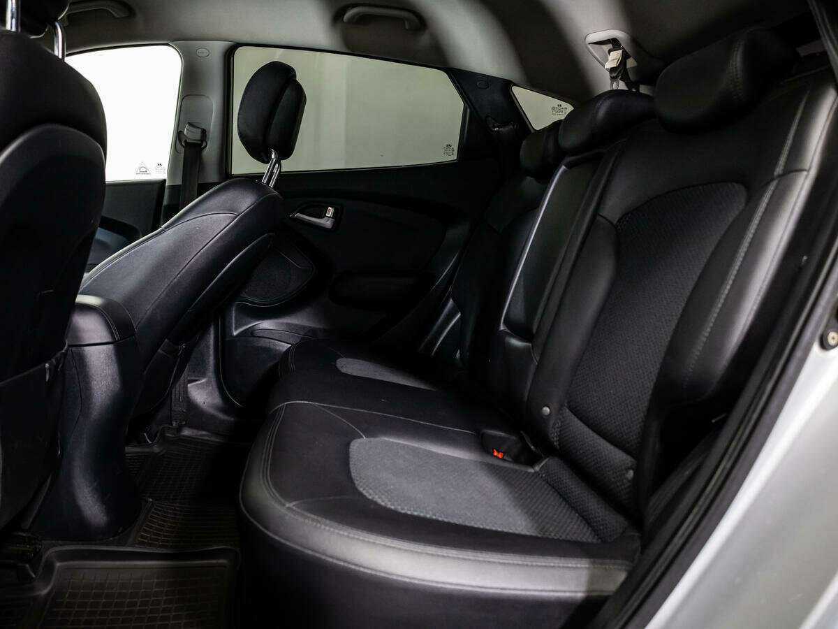 Купить Hyundai ix35, 2010, 233 758 км, фото №8