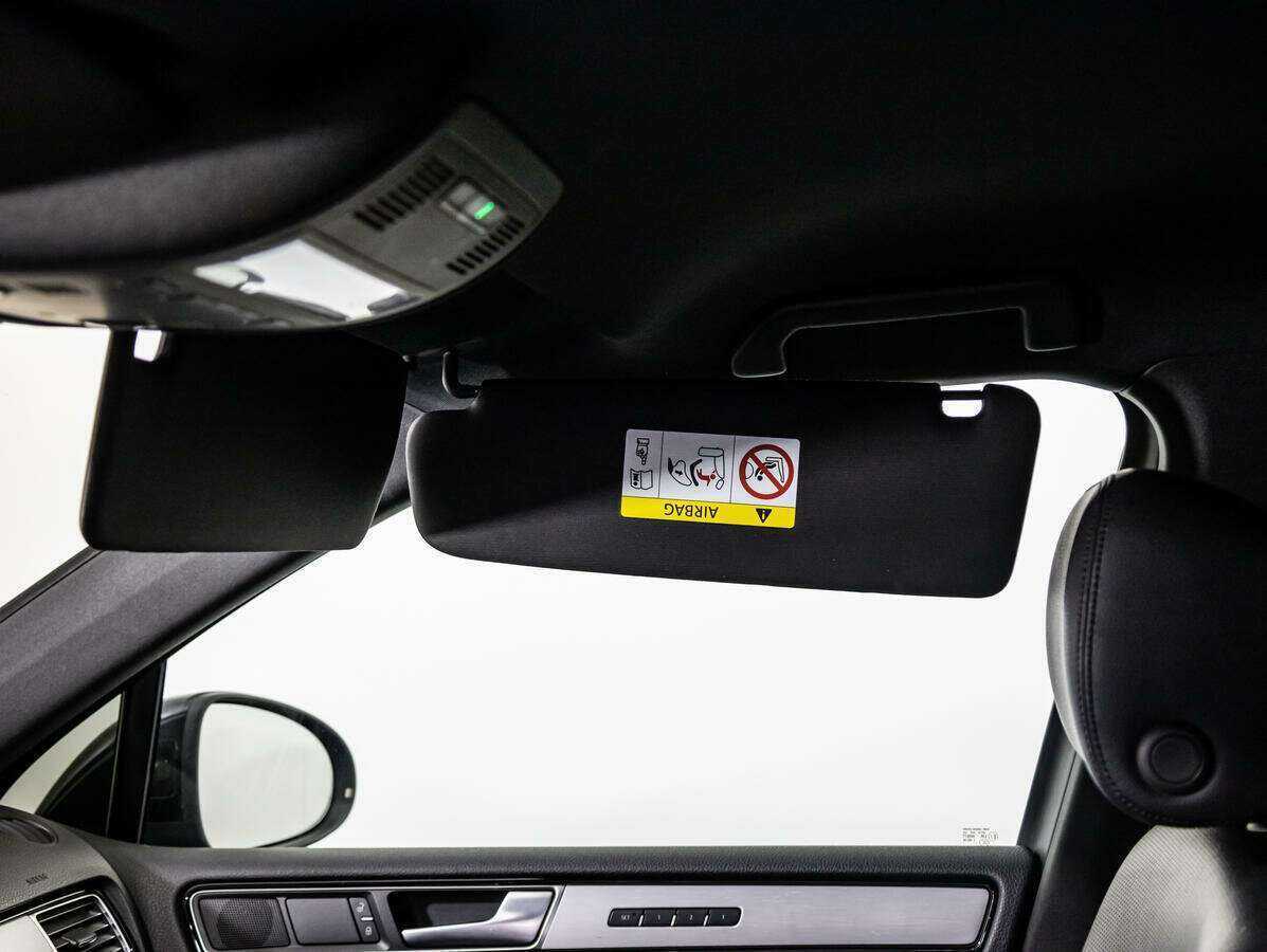 Купить Volkswagen Touareg, 2018, 125 351 км, фото №15