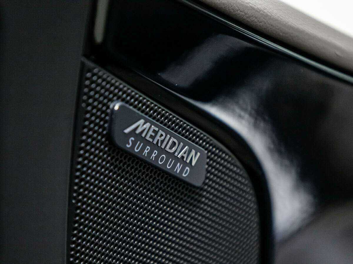 Купить Jaguar XE, 2017, 76 265 км, фото №18