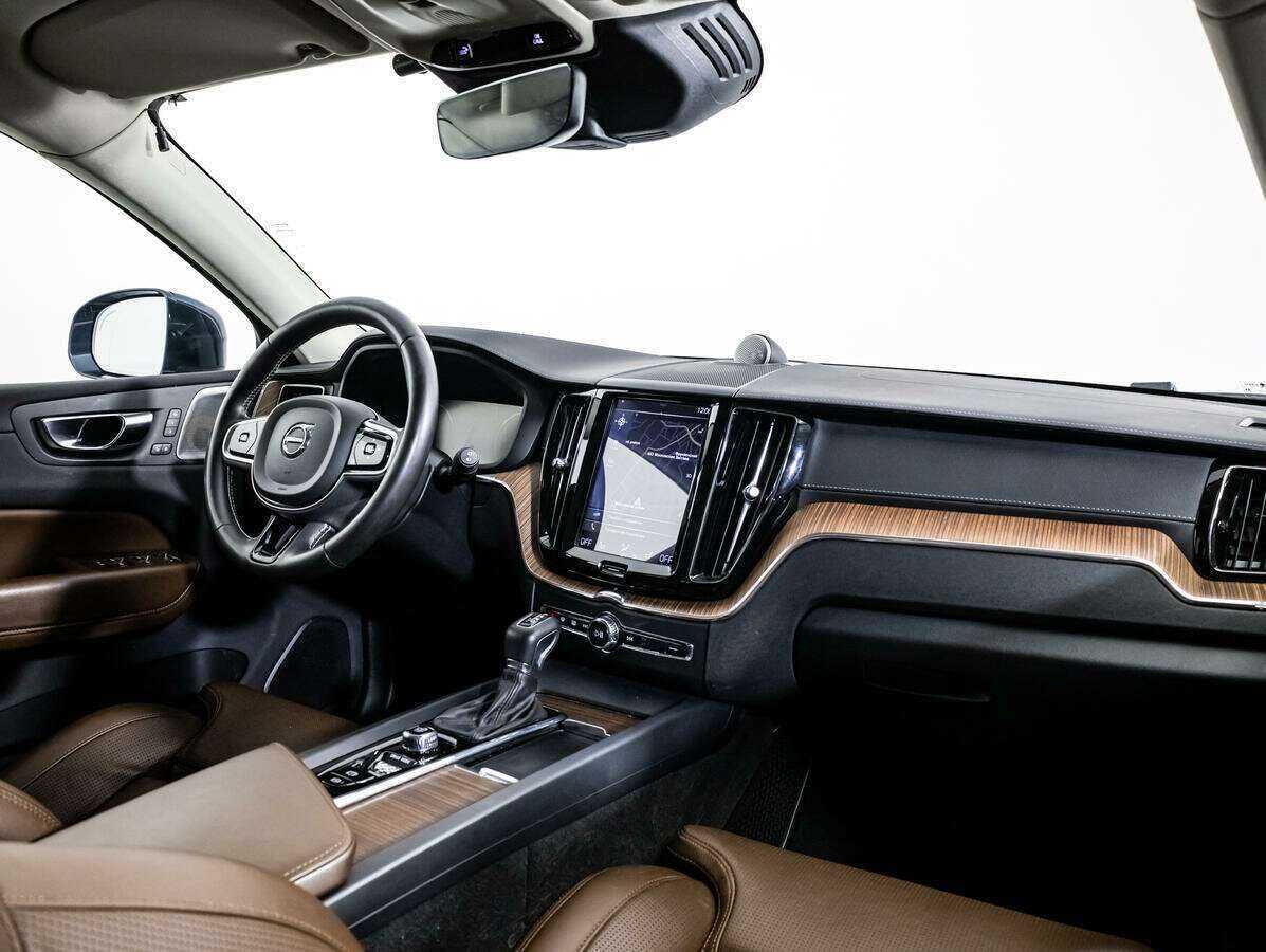 Купить Volvo XC60, 2020, 46 100 км, фото №8
