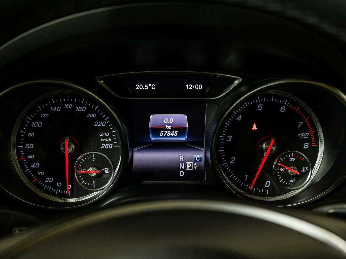 Купить Mercedes-Benz GLA 250, 2017, 57 900 км, фото №11