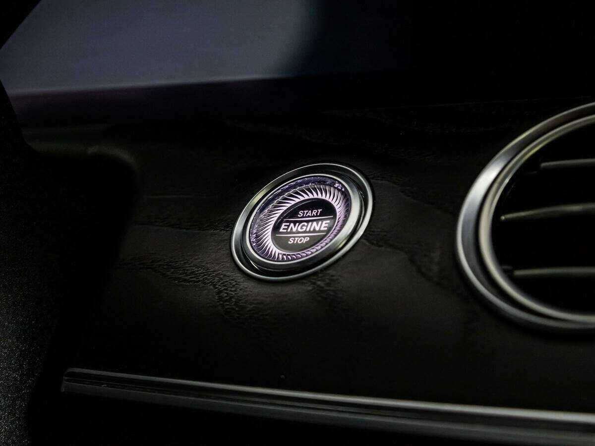 Купить Mercedes-Benz E-Класс 200, 2019, 59 854 км, фото №15