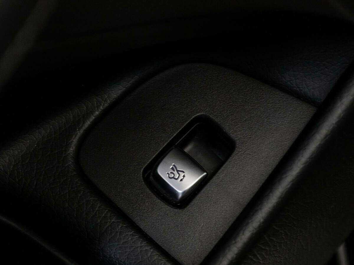 Купить Mercedes-Benz E-Класс 200, 2019, 59 854 км, фото №23