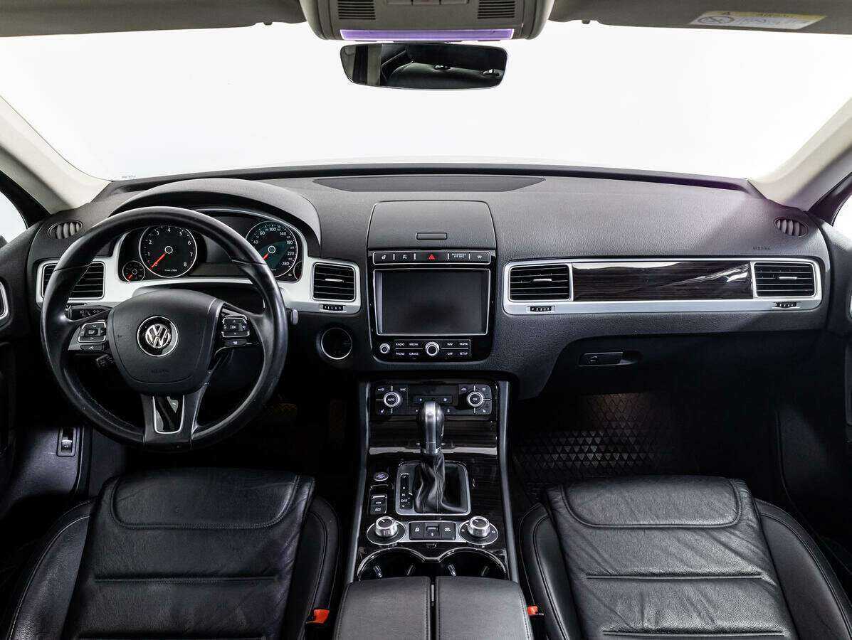 Купить Volkswagen Touareg, 2017, 120 471 км, фото №11