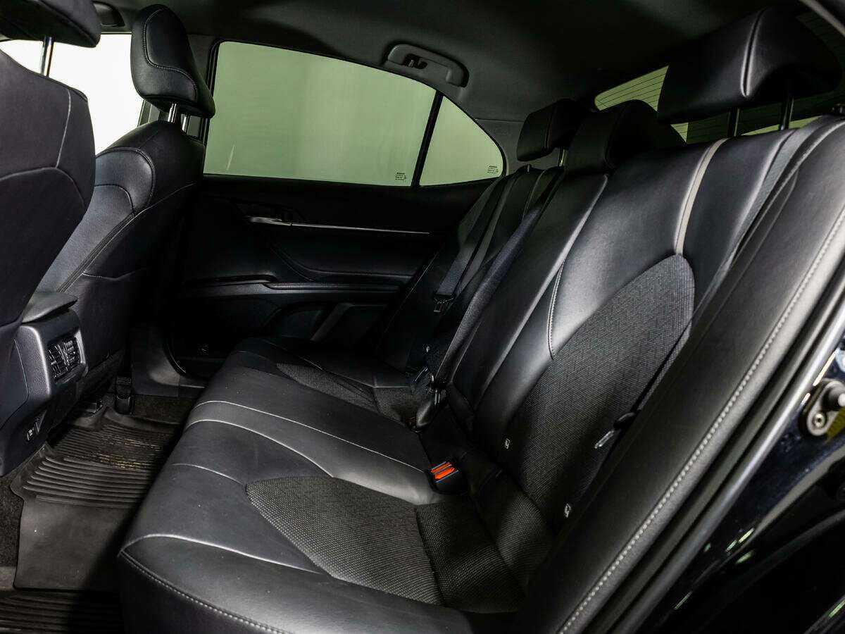 Купить Toyota Camry, 2021, 67 801 км, фото №8