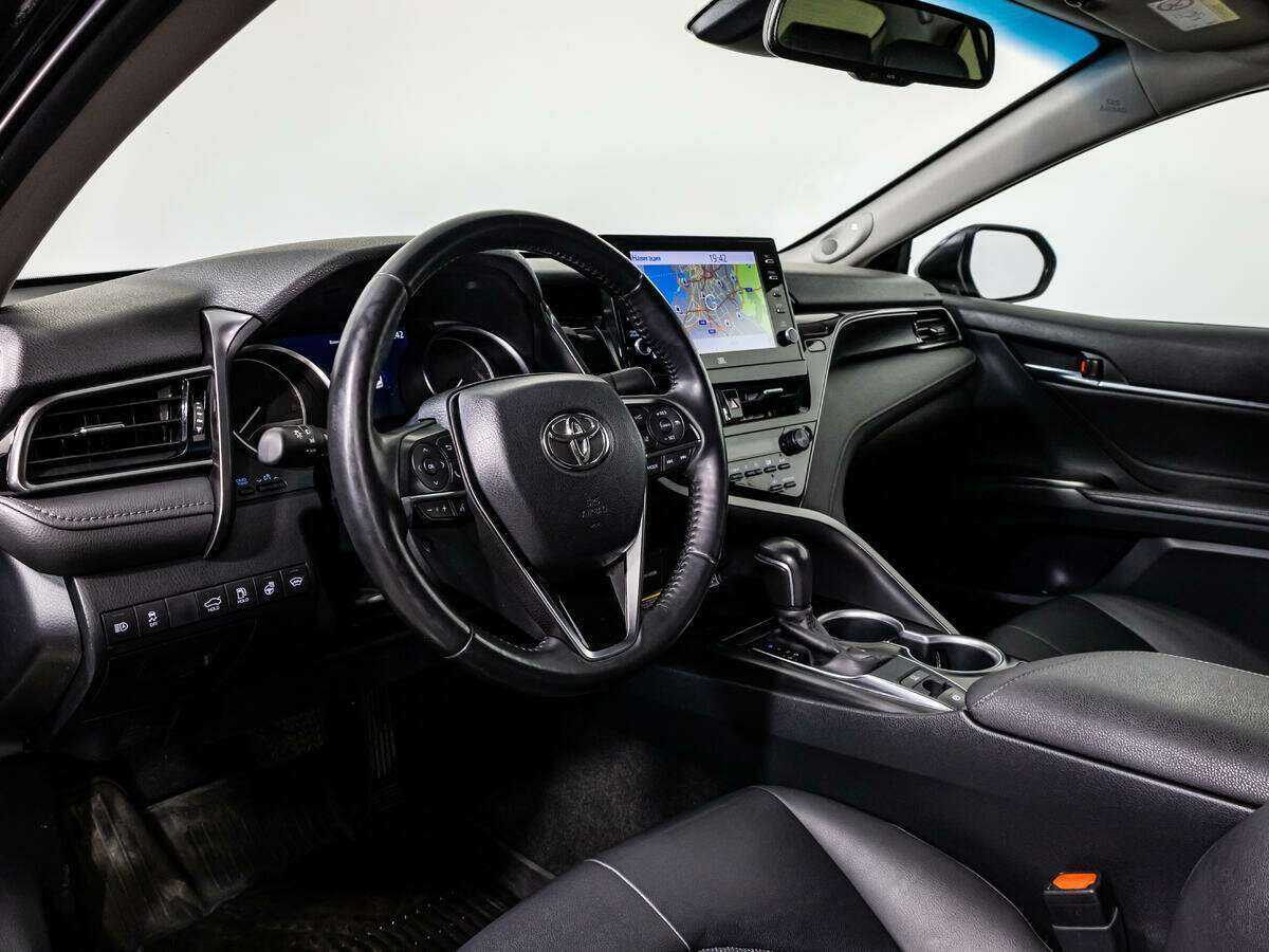 Купить Toyota Camry, 2021, 67 801 км, фото №9