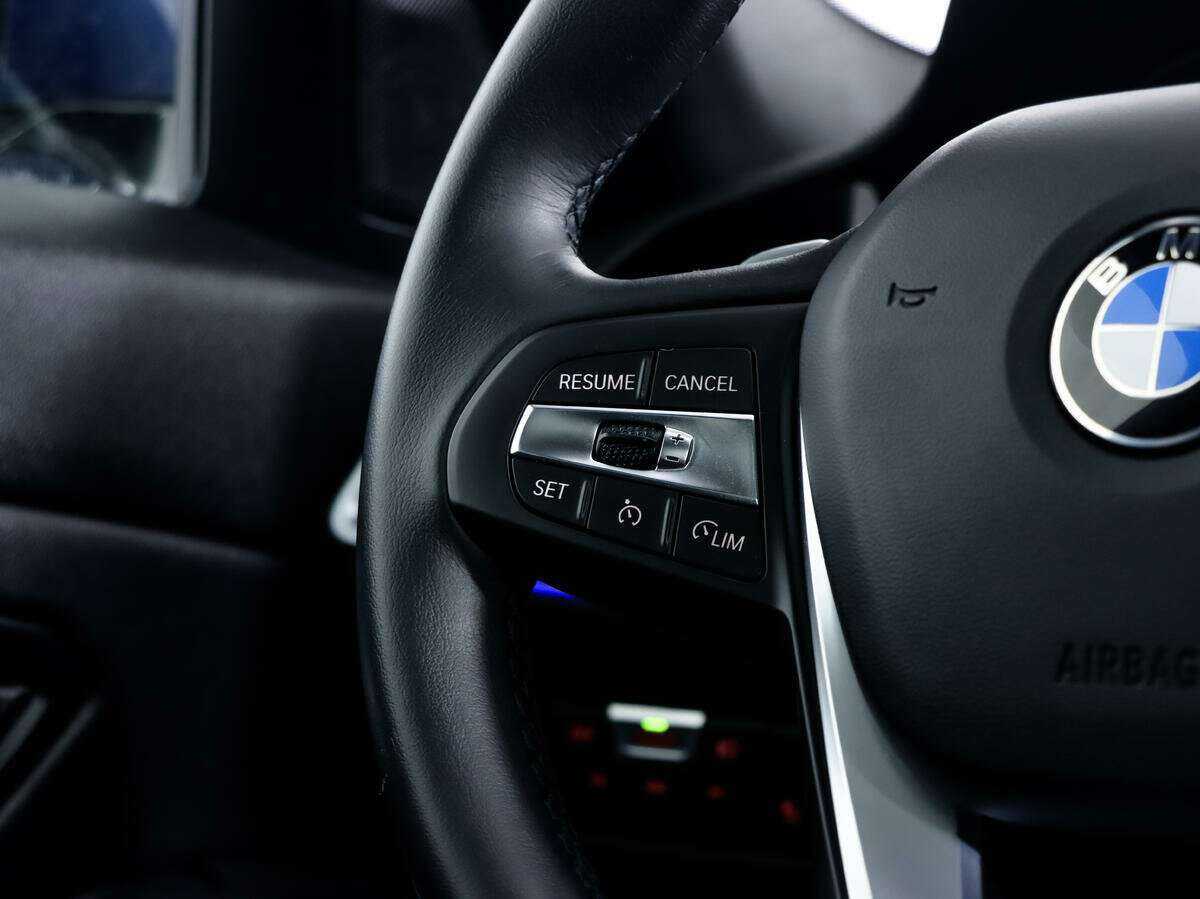 Купить BMW 3 серии 330i, 2022, 7 642 км, фото №18