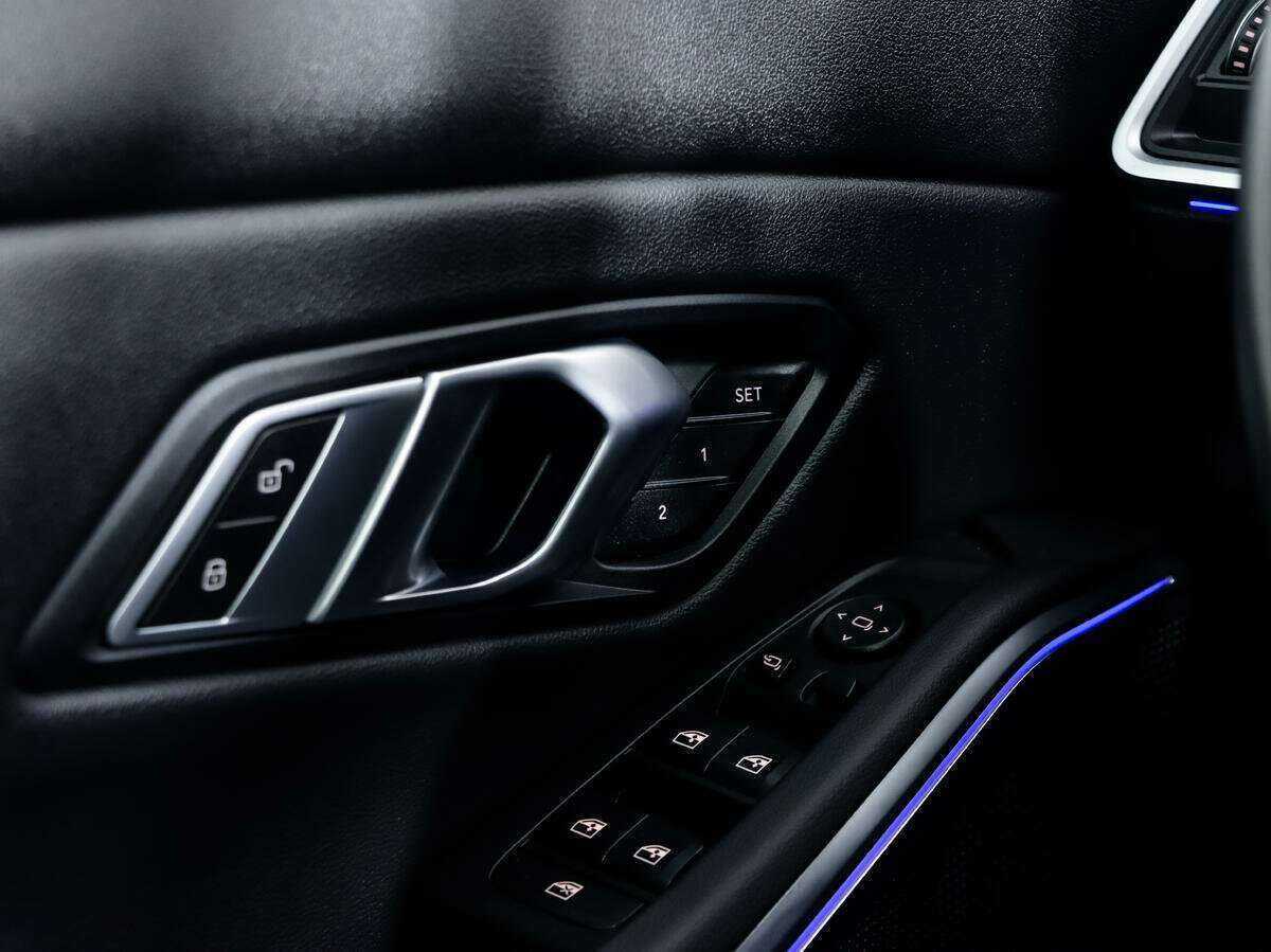 Купить BMW 3 серии 330i, 2022, 7 642 км, фото №19