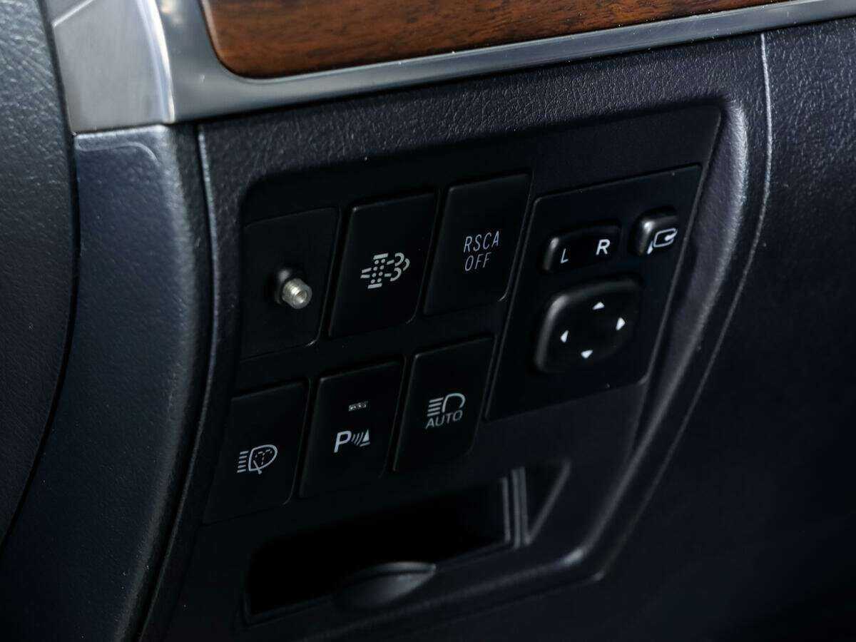 Купить Toyota Land Cruiser, 2017, 50 231 км, фото №8