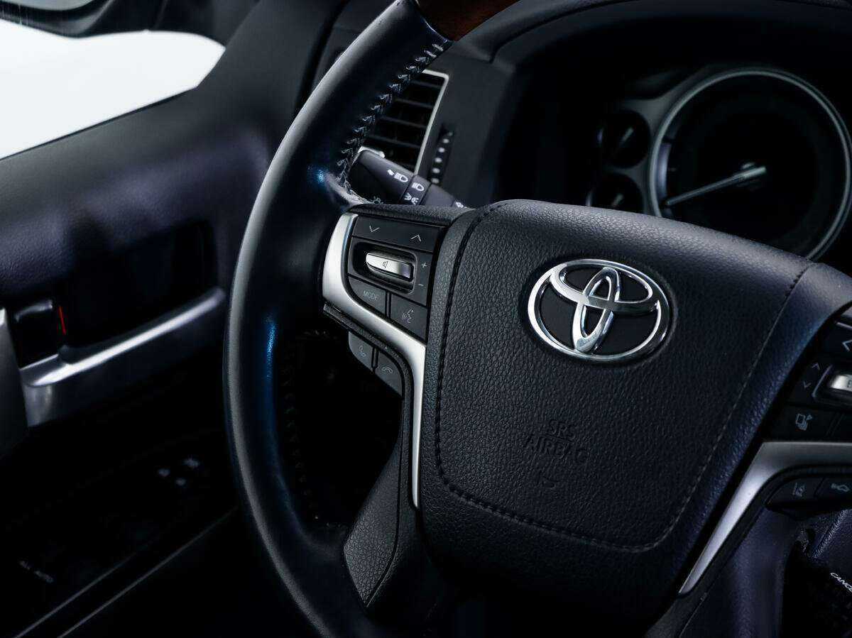 Купить Toyota Land Cruiser, 2017, 50 231 км, фото №15