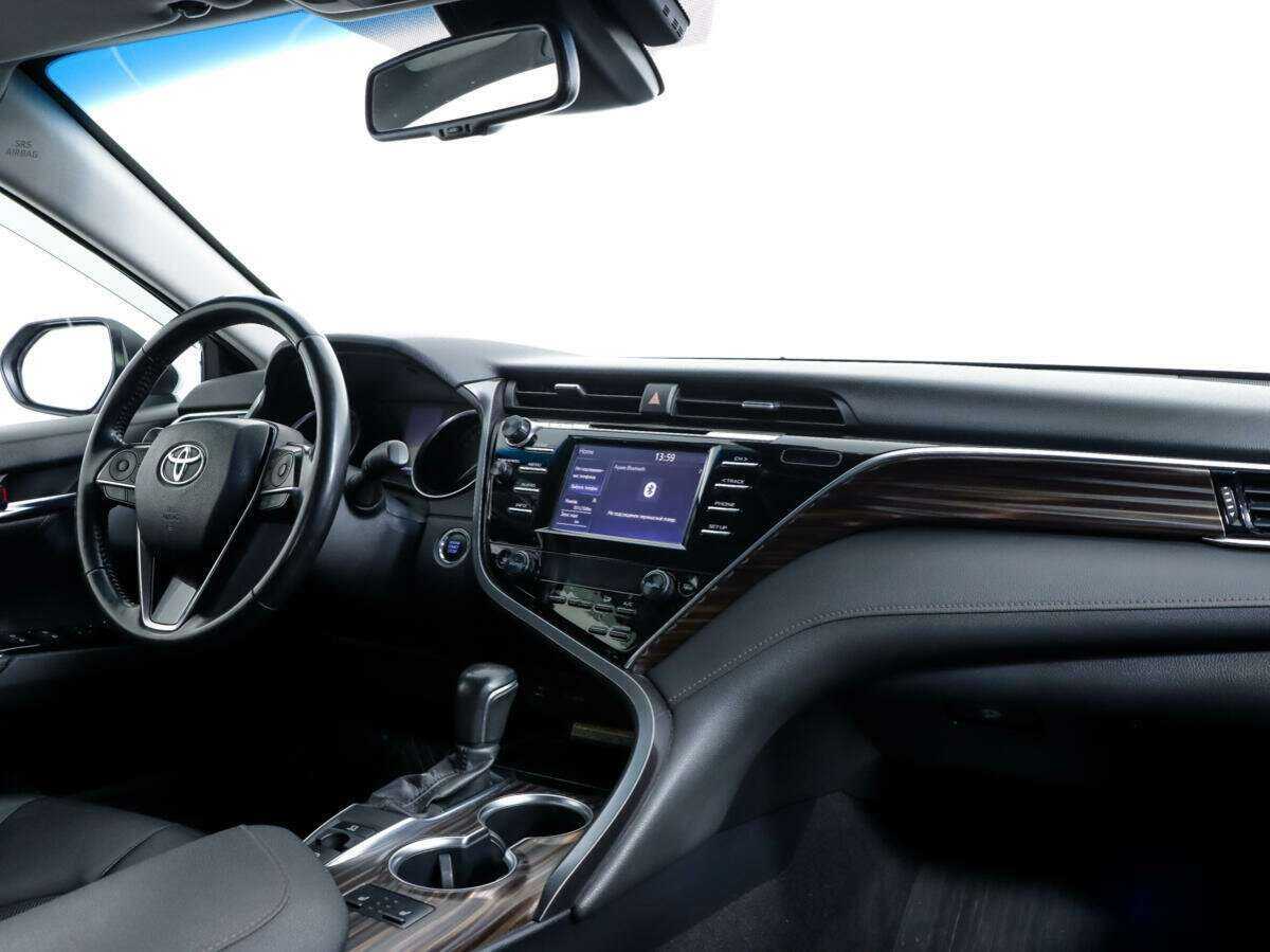 Купить Toyota Camry, 2018, 71 100 км, фото №9