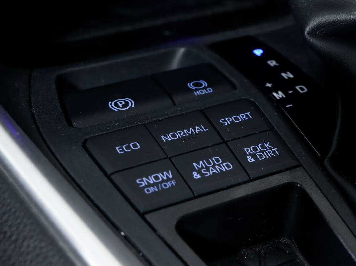 Купить Toyota RAV4, 2021, 76 000 км, фото №15