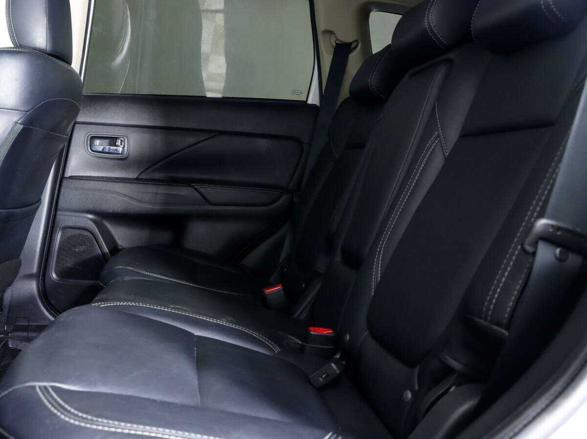 Купить Mitsubishi Outlander, 2021, 55 300 км, фото №11
