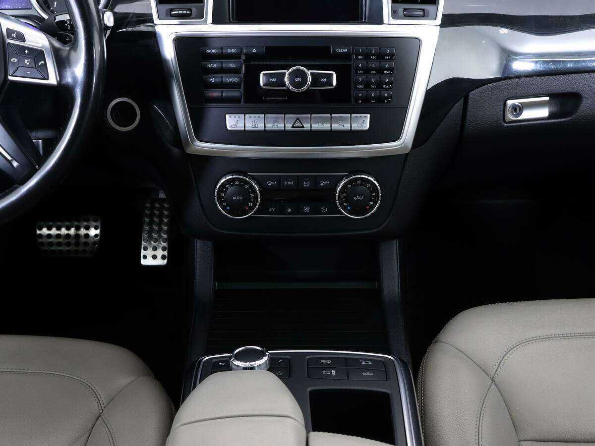 Купить Mercedes-Benz GL-Класс 350 CDI BlueTEC, 2015, 221 124 км, фото №10