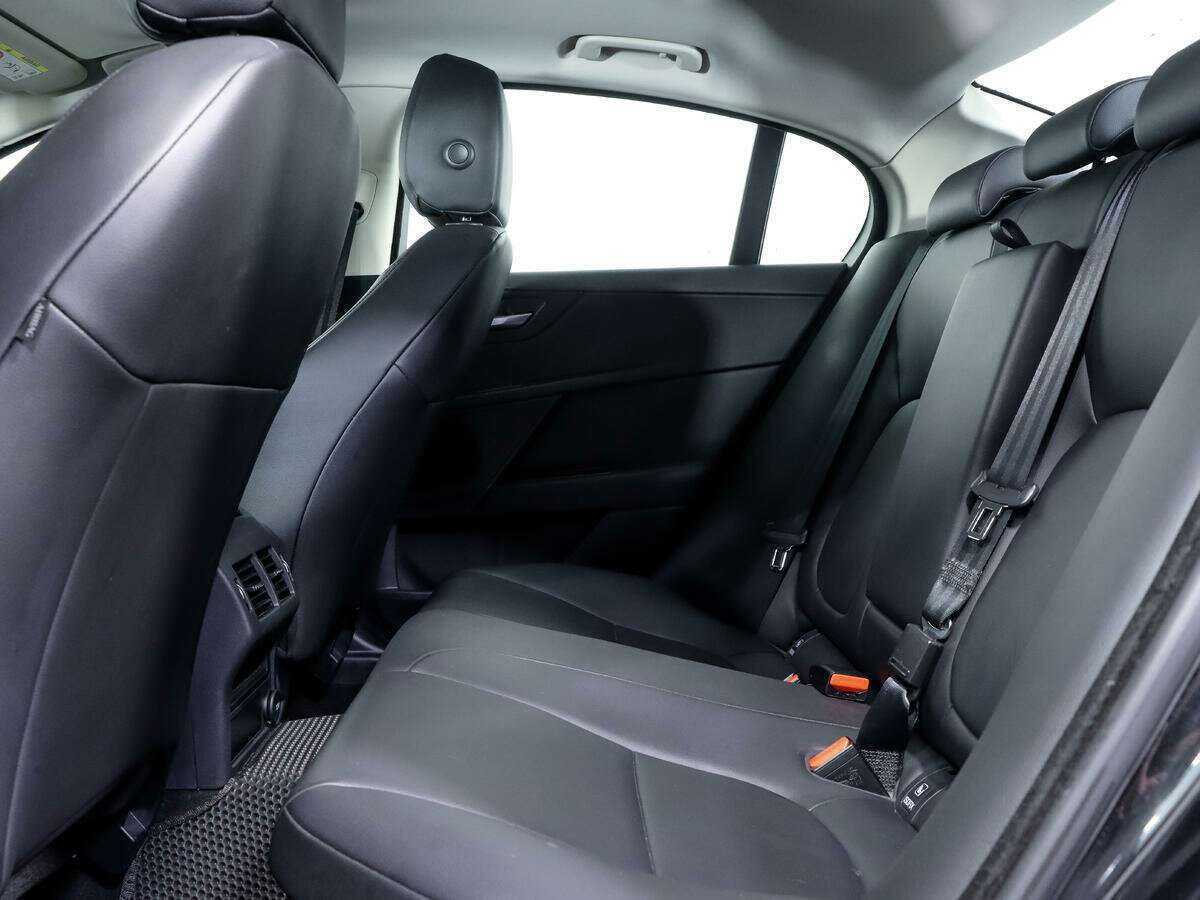 Купить Jaguar XE, 2017, 119 519 км, фото №11