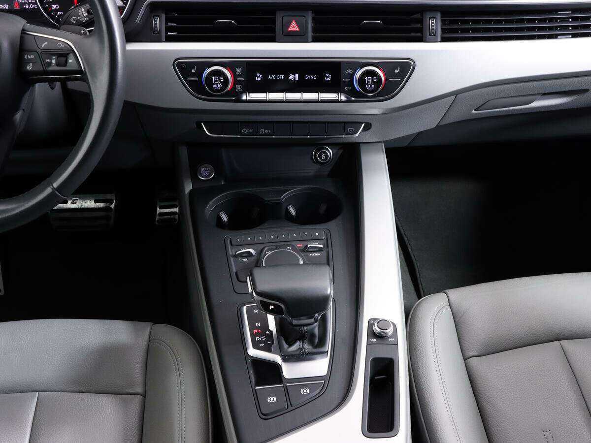 Купить Audi A4, 2019, 44 759 км, фото №11
