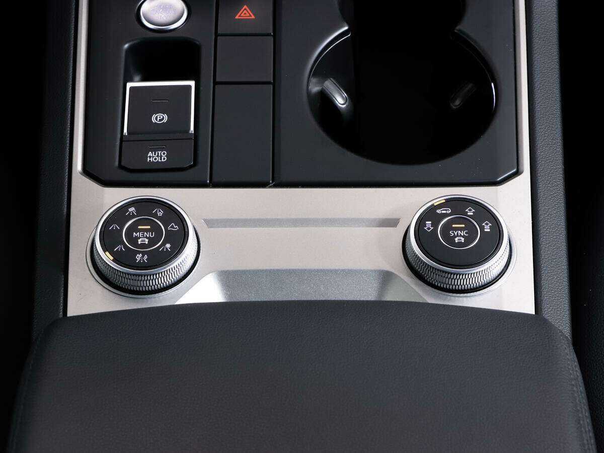 Купить Volkswagen Touareg, 2021, 104 000 км, фото №15