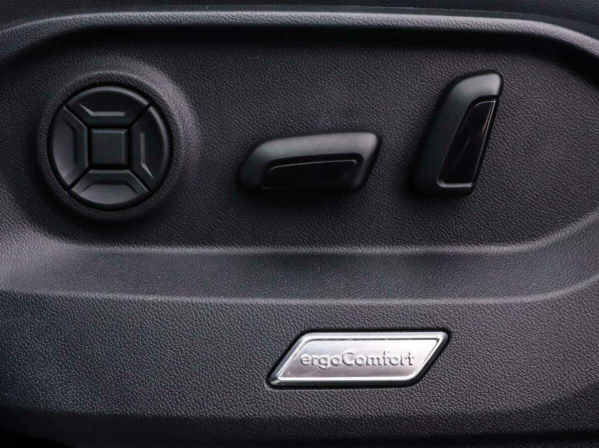 Купить Volkswagen Touareg, 2021, 104 000 км, фото №18