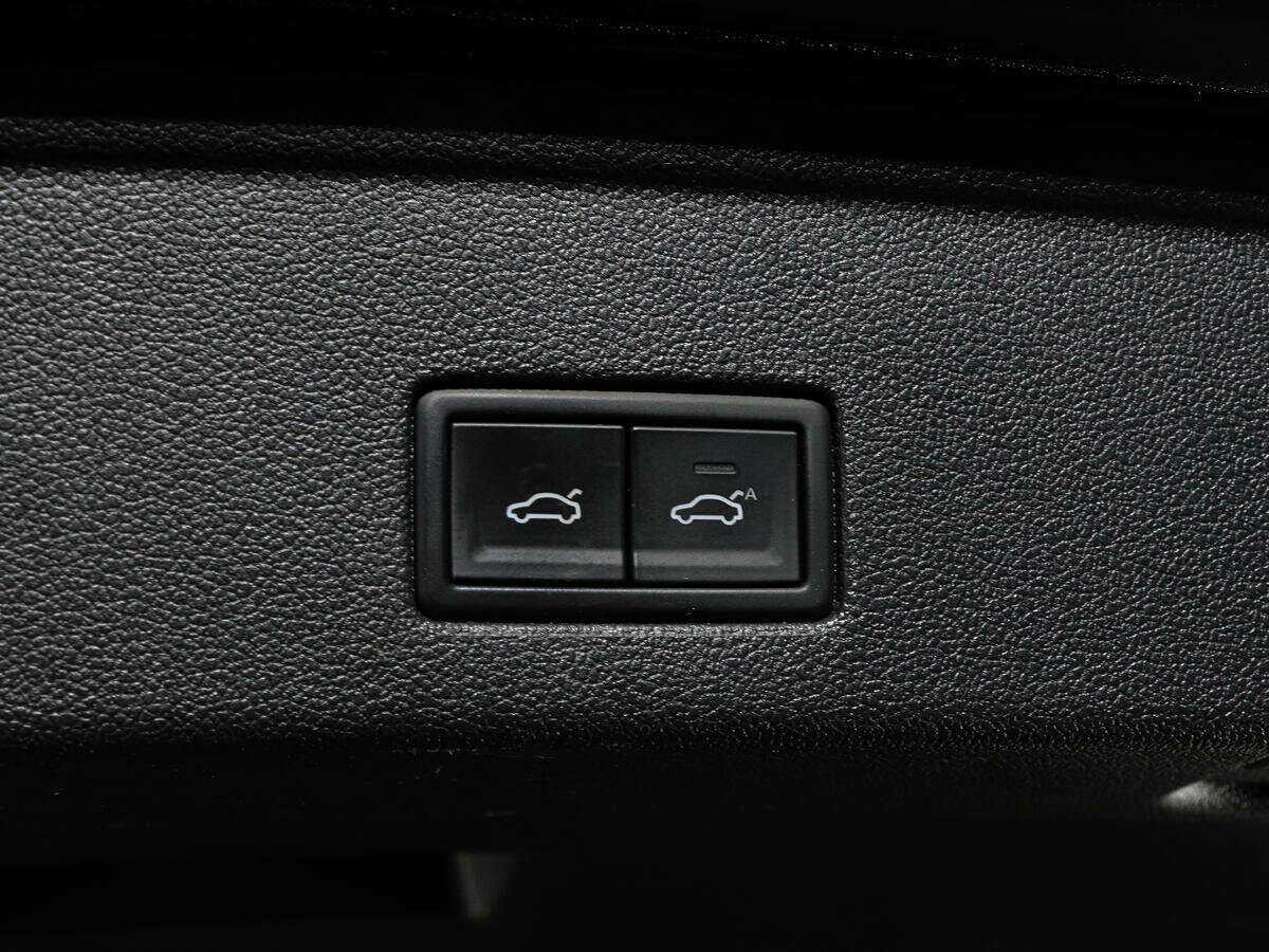 Купить Volkswagen Touareg, 2021, 104 000 км, фото №22