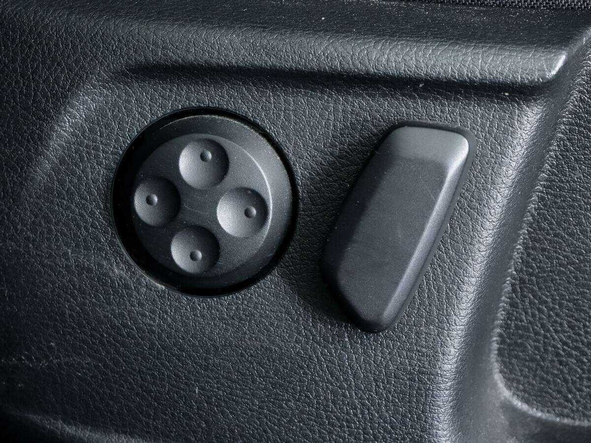 Купить Volkswagen Passat, 2011, 227 000 км, фото №13