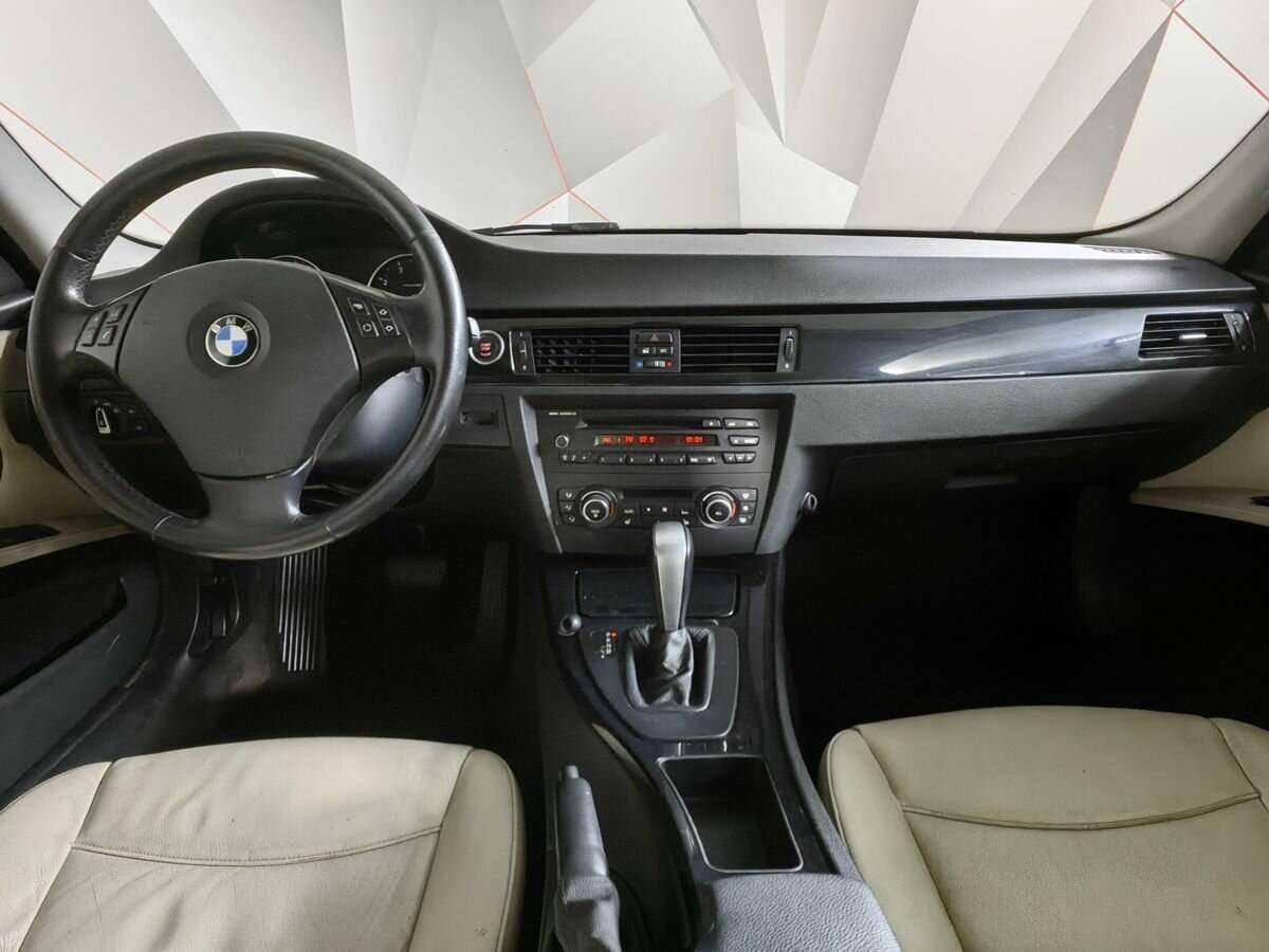 Купить BMW 3 серии 318i, 2010, 175 893 км, фото №10