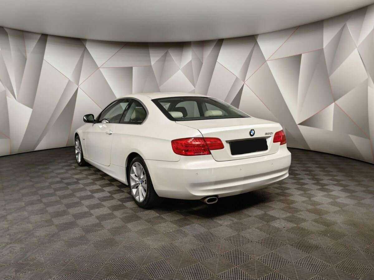 Купить BMW 3 серии 320i, 2012, 84 685 км, фото №4