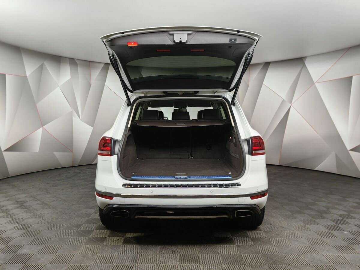 Купить Volkswagen Touareg, 2016, 96 305 км, фото №18