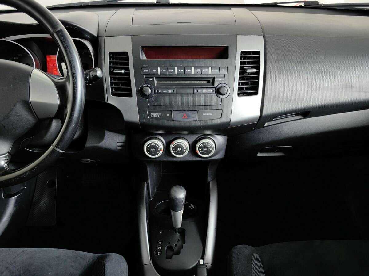 Купить Mitsubishi Outlander, 2008, 232 226 км, фото №11