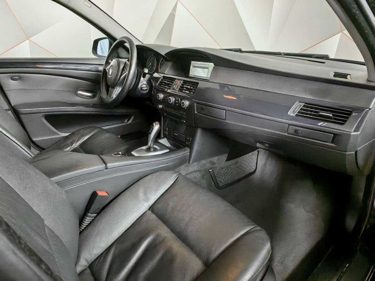 Купить BMW 5 серии 525xi, 2009, 137 061 км, фото №9