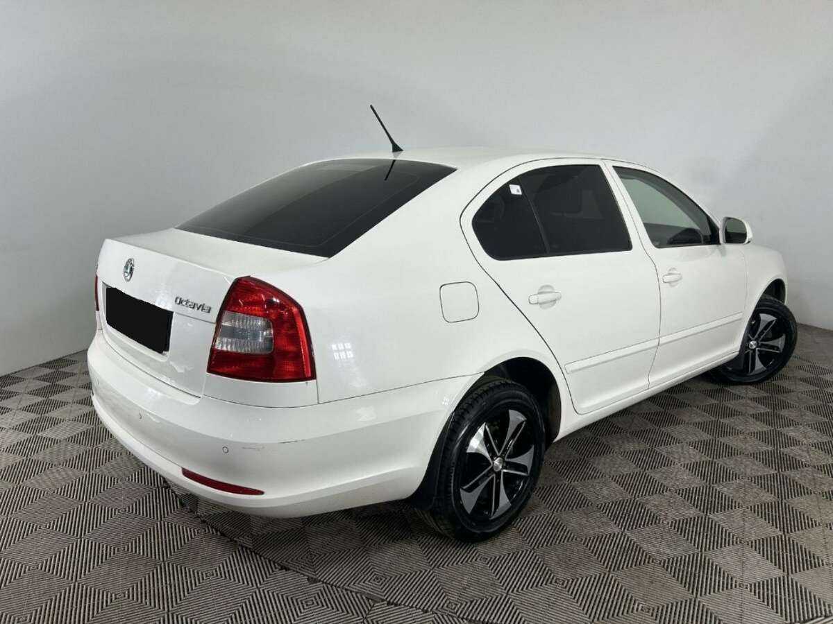 Купить Skoda Octavia, 2012, 132 127 км, фото №6