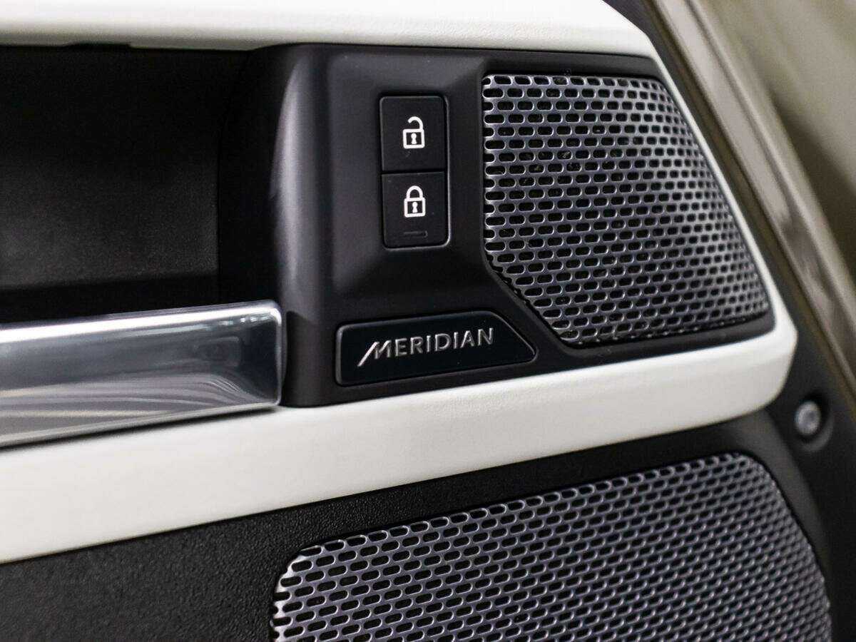 Купить Land Rover Defender 110, 2020, 52 900 км, фото №15