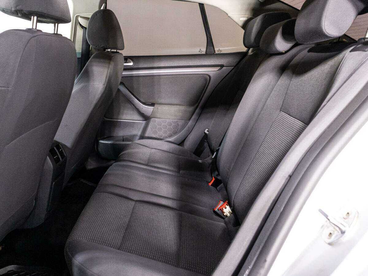 Купить Volkswagen Jetta, 2006, 283 287 км, фото №10