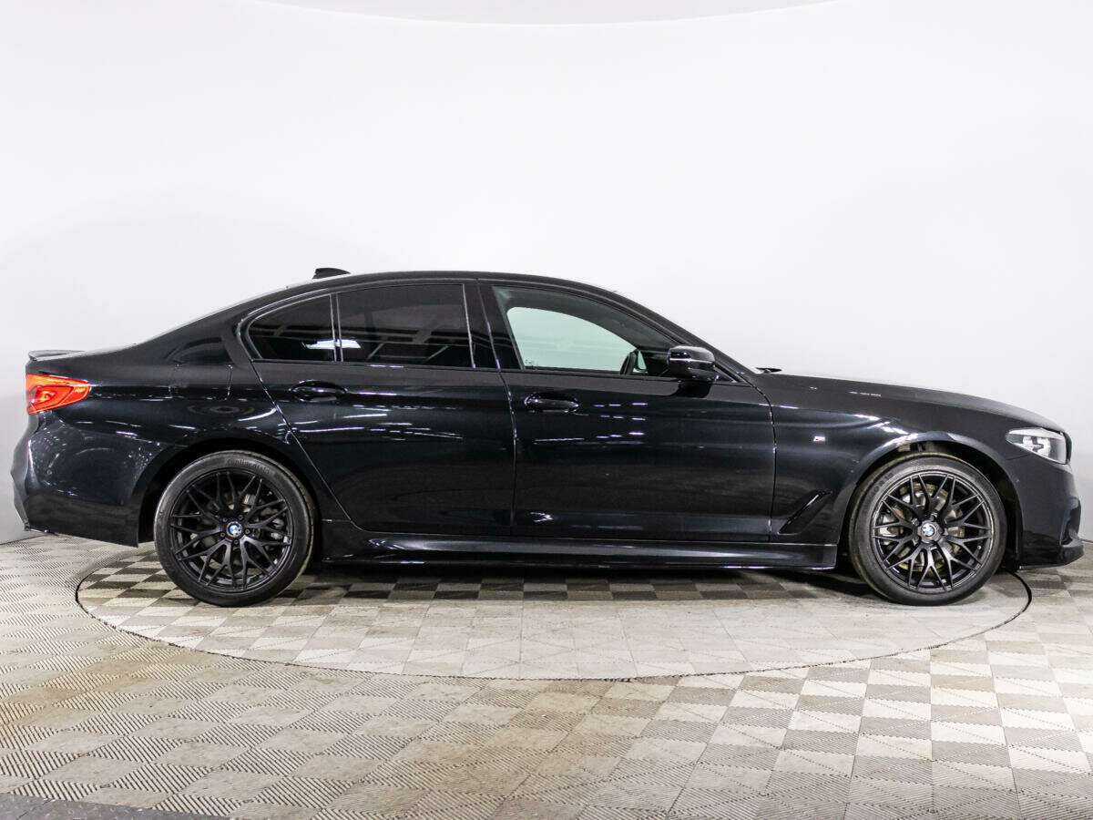 Купить BMW 5 серии 520d xDrive, 2018, 119 564 км, фото №4