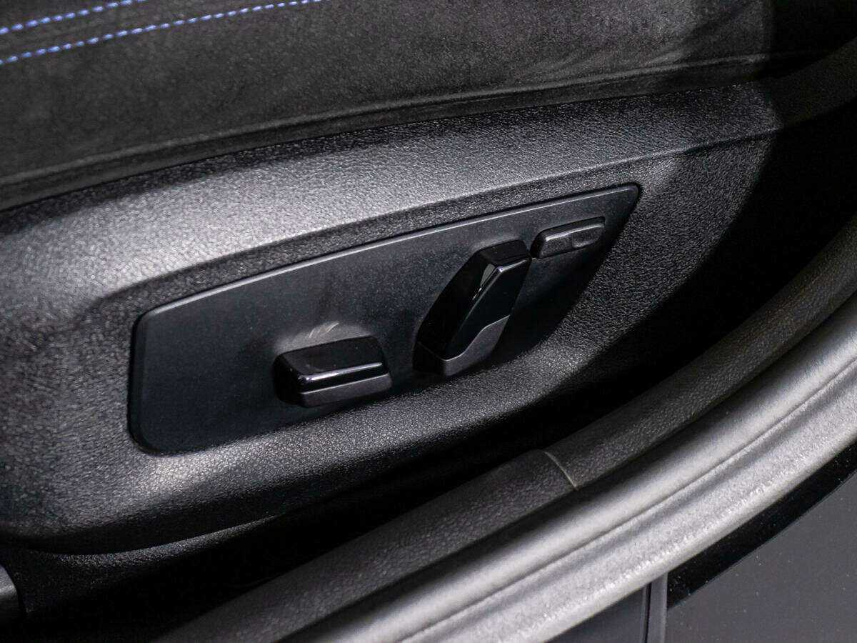 Купить BMW 5 серии 520d xDrive, 2018, 119 564 км, фото №15