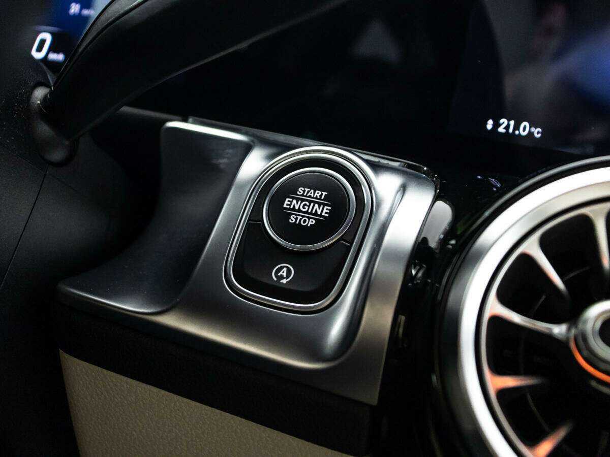 Купить Mercedes-Benz GLB 200 d, 2020, 52 159 км, фото №21