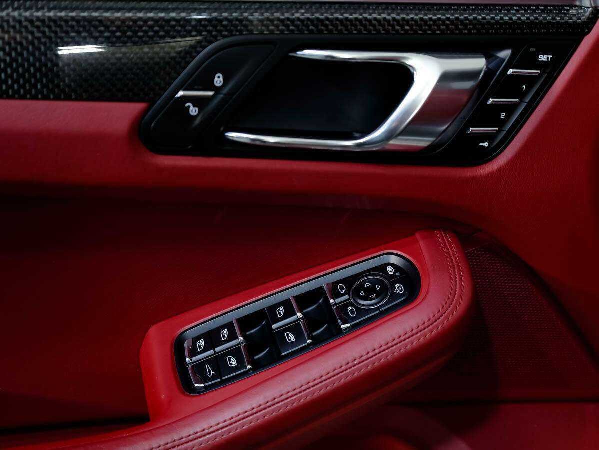 Купить Porsche Macan Turbo, 2014, 75 890 км, фото №16