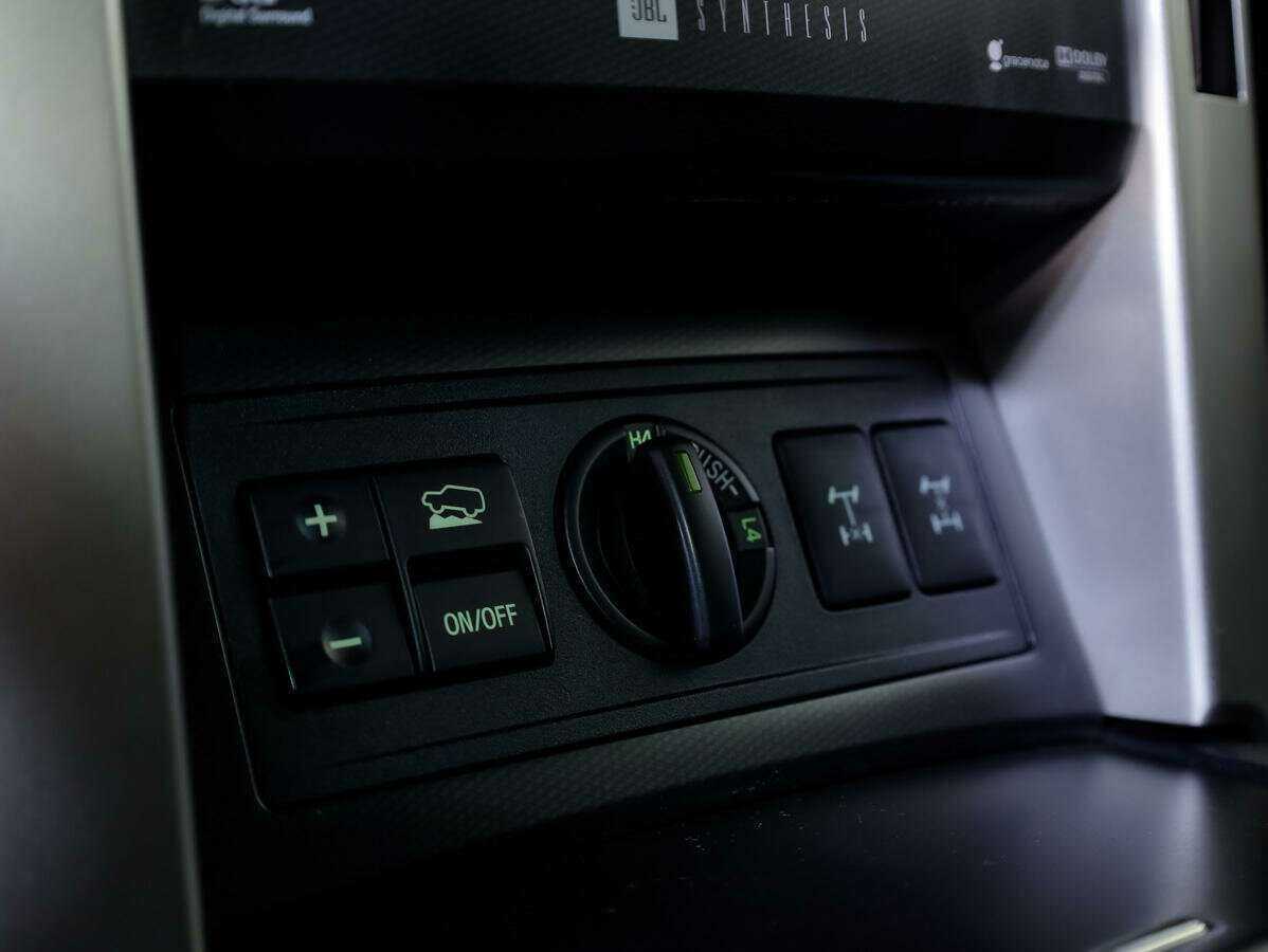 Купить Toyota Land Cruiser Prado, 2013, 169 713 км, фото №21