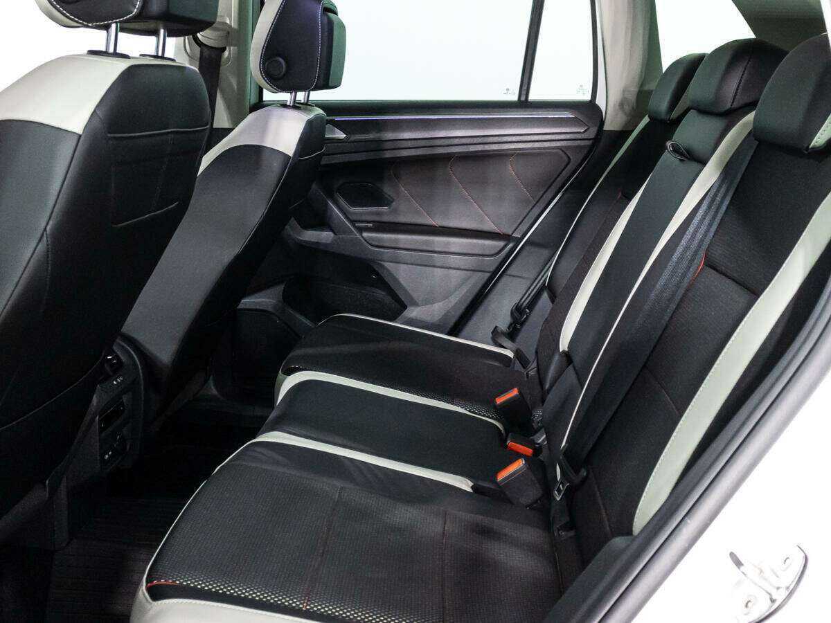 Купить Volkswagen Tiguan, 2022, 31 100 км, фото №10