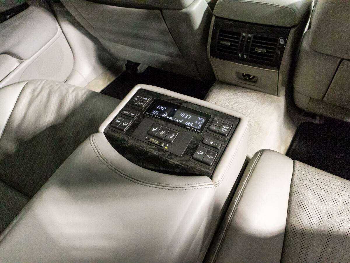 Купить Lexus LS Long 460 L, 2006, 241 352 км, фото №19