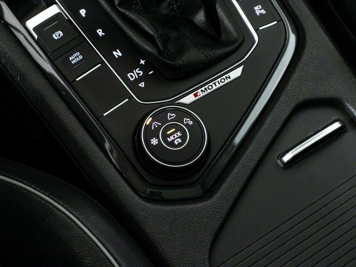 Купить Volkswagen Tiguan, 2019, 100 280 км, фото №21