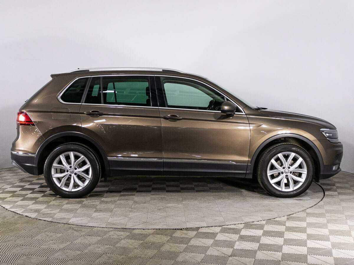 Купить Volkswagen Tiguan, 2018, 96 840 км, фото №4