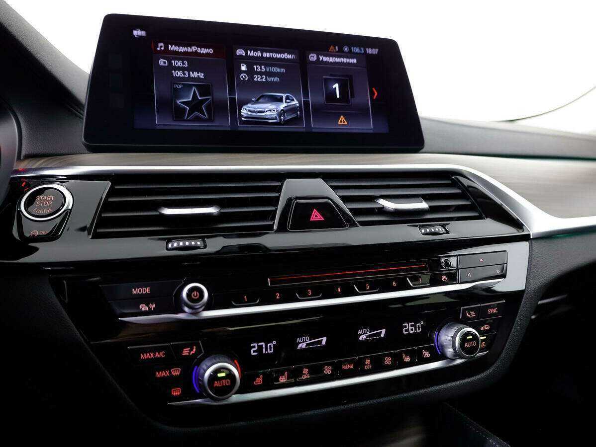 Купить BMW 5 серии 530i xDrive, 2018, 101 528 км, фото №14