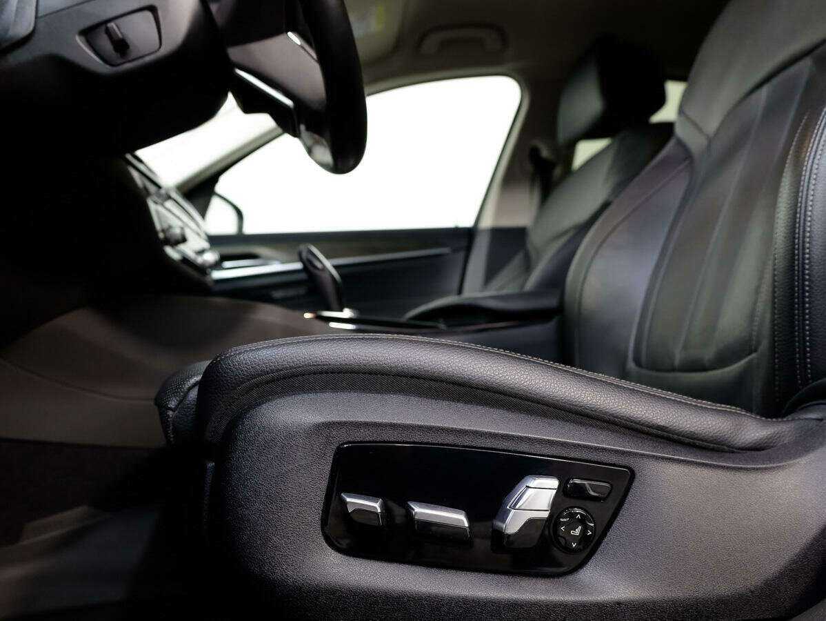 Купить BMW 5 серии 530i xDrive, 2018, 101 528 км, фото №18