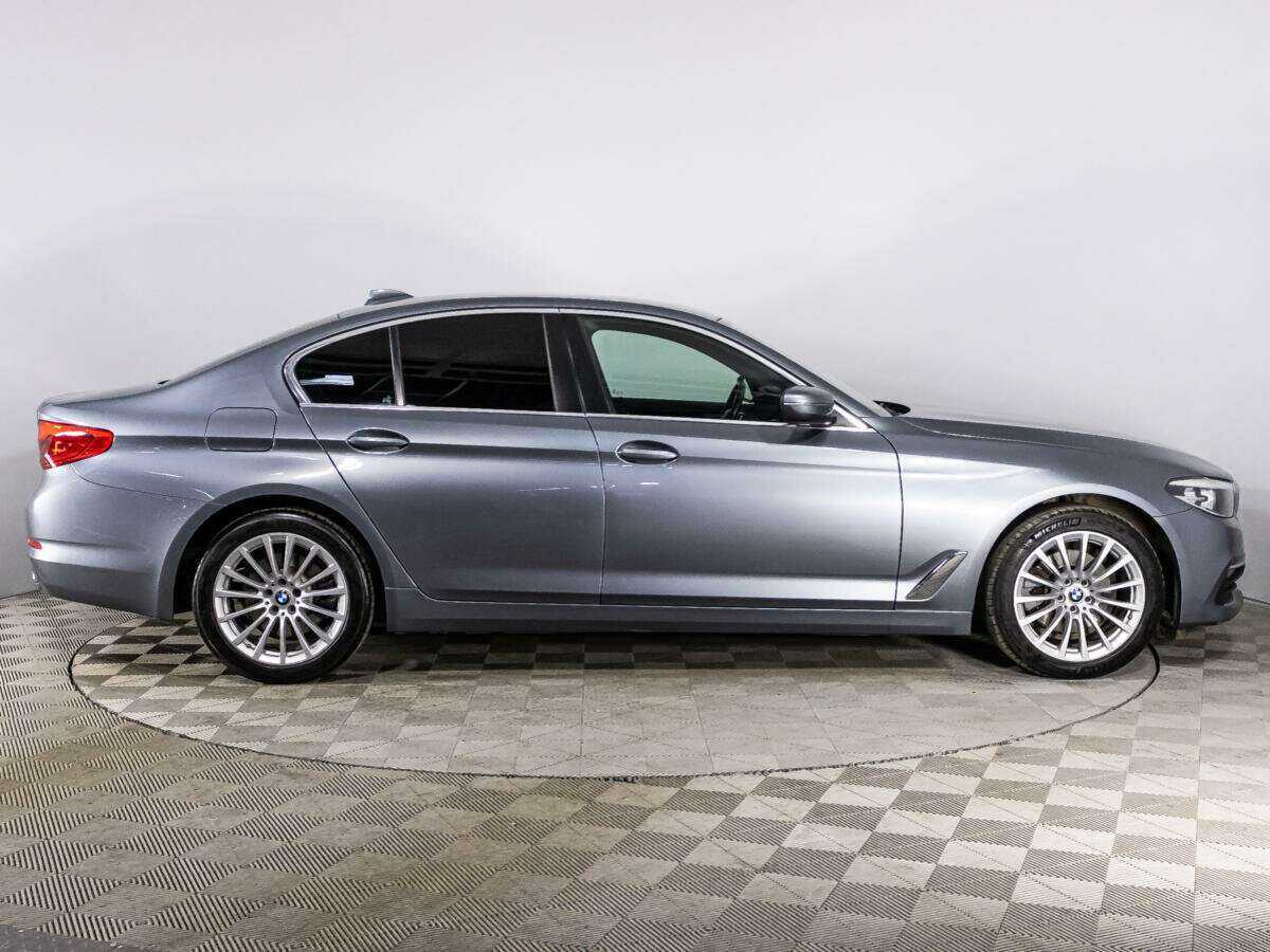 Купить BMW 5 серии 520d xDrive, 2019, 73 453 км, фото №4