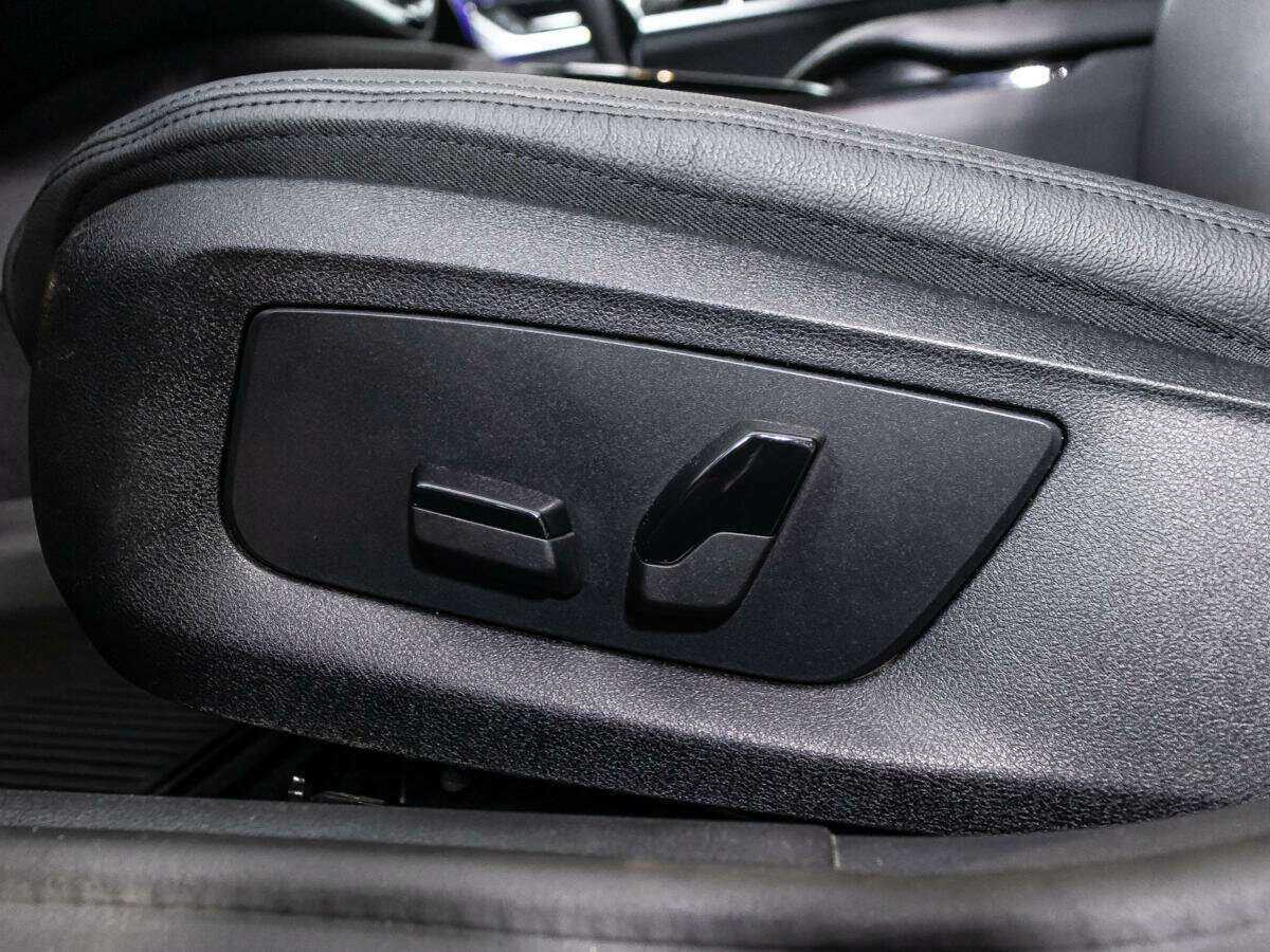 Купить BMW 5 серии 520d xDrive, 2019, 73 453 км, фото №17