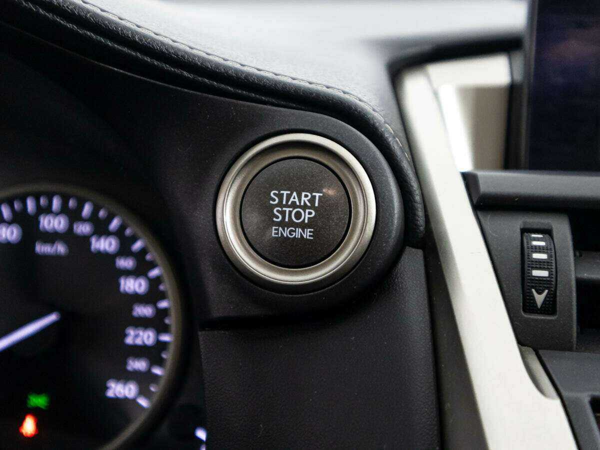 Купить Lexus NX 200t, 2015, 194 368 км, фото №21